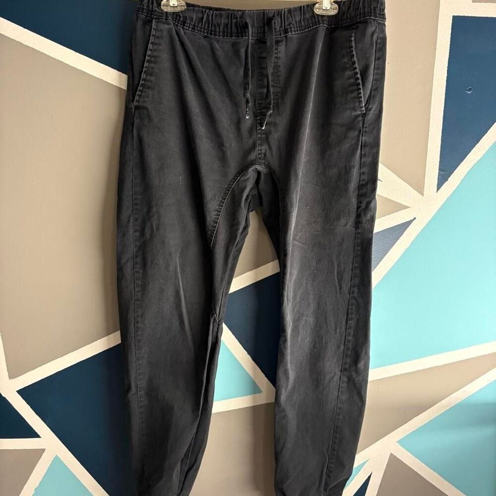 Southpole Men's Black and Grey Trousers